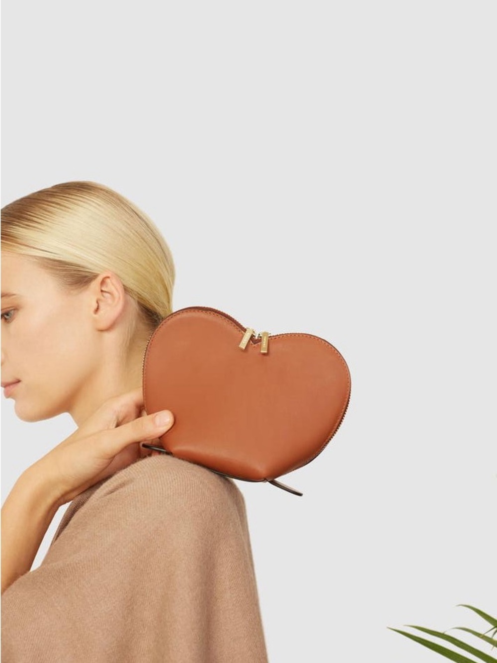 Cuyana Heart Shaped Leather Clutch